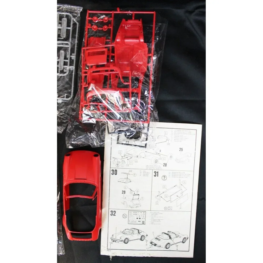 Revell Car And Driver 1/24 Scale Porsche 911 Targa Model Kit Classic Detail 7461